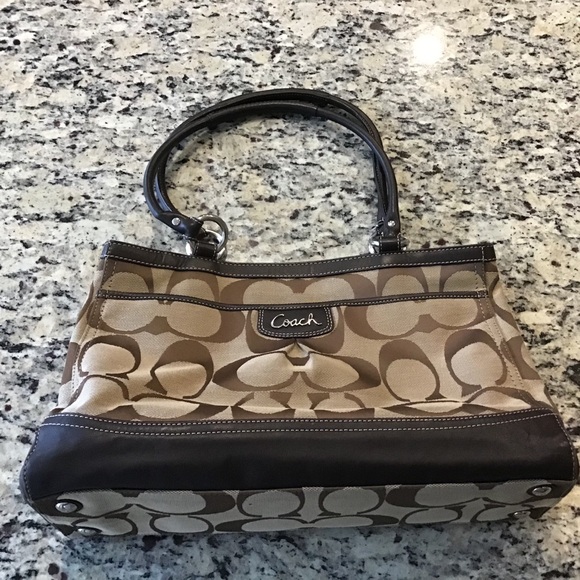 Coach Park Signature Carryall - Picture 11 of 13